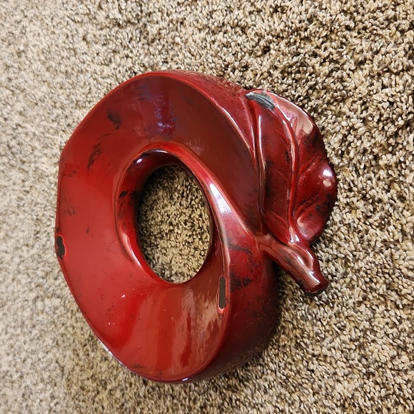 Apple Decor - Picture 2 of 4